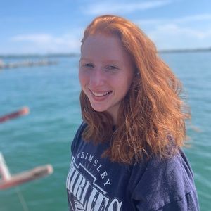 Meet your Posher, Mia